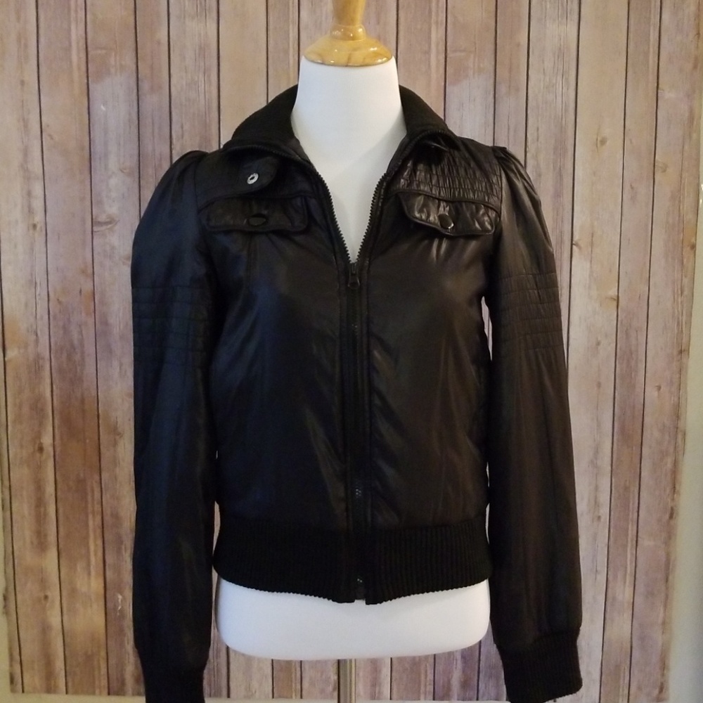 ❄Black crop jacket❄